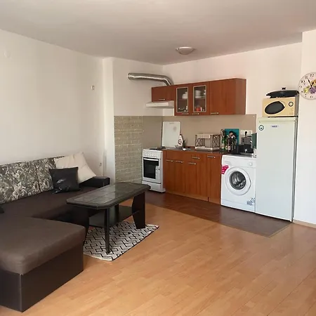 Amartmán Přímo U Moře - Elenite Až 5 Osob