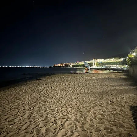 Amartmán Přímo U Moře - Elenite Až 5 Osob Apartmán