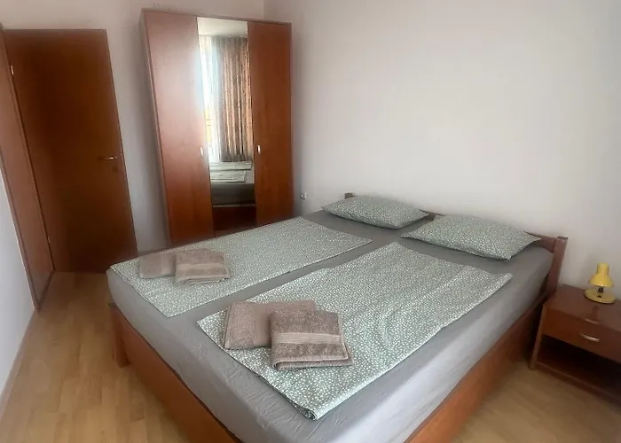 Апартаменты Amartman Primo U - Elenite Az 5 Osob